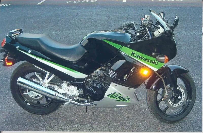 Kawasaki vn2000 cruiser. Кавасаки вулкан 2000. Кавасаки 2000-2007 год. Кавасаки 2000. Кавасаки кядзю 2000 год.
