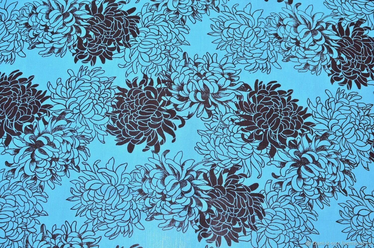 Тридцать метров крепдешина пудра крем одеколон слушать. Крепдешин креп жоржет креп марикен. Песня 30 метров крепдешина. Крепдешин имола. Шелк шифон натуральные.