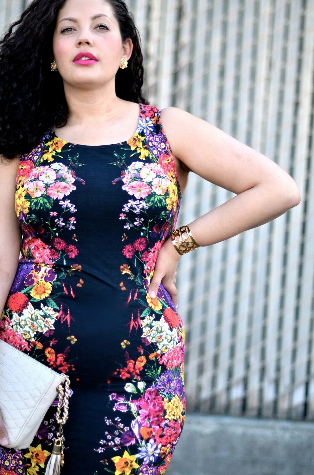 Эшли грэм в костюме. Эшли грэхем dress. Звезда сайз плюс. Дениз бидо модель plus-size. Рози меркадо модель плюс сайз.