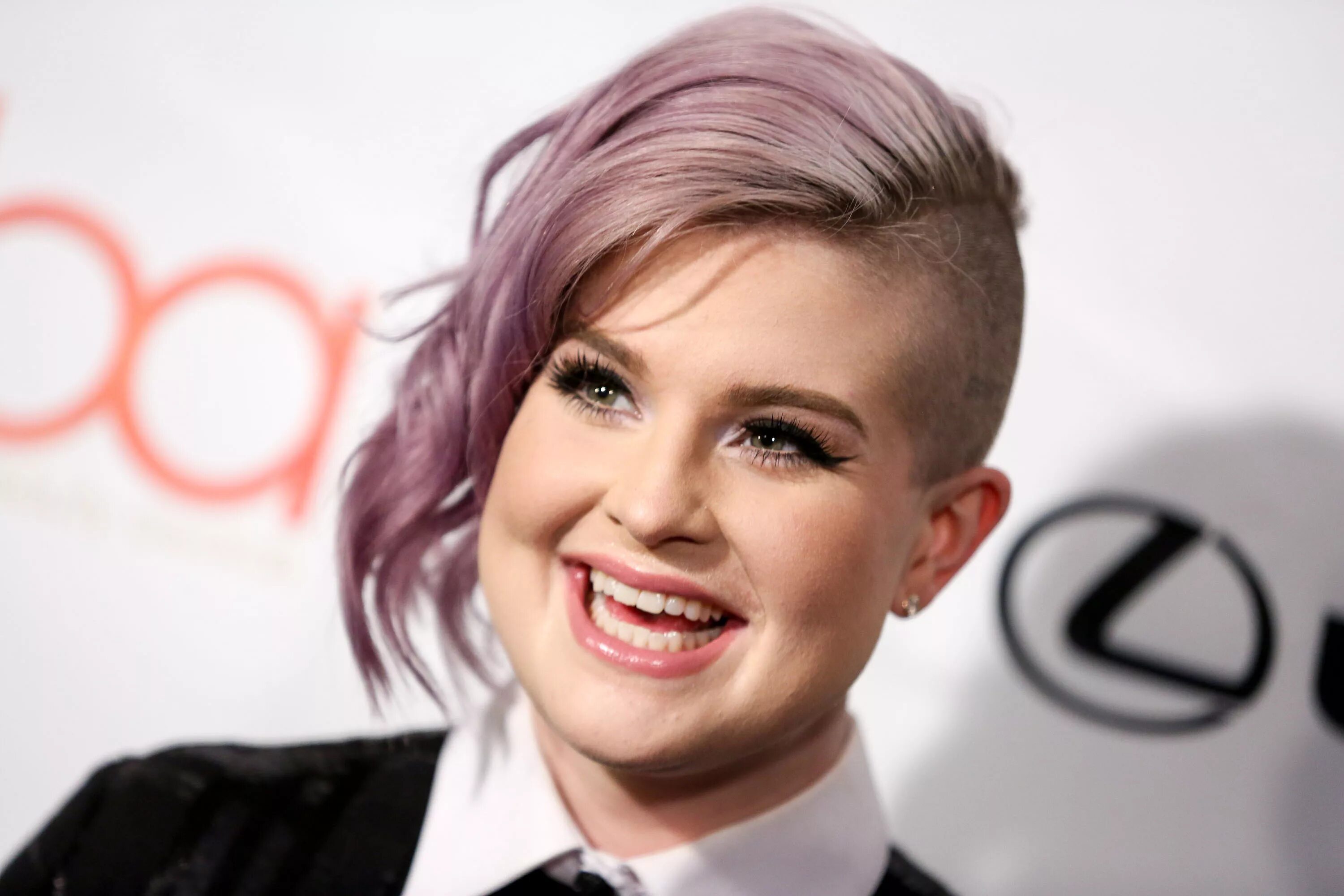 Kelly osbourne. Келли осборн 2020. Келли осборн блондинка. Келли осборн осборн келли. Келли осборн подросток.