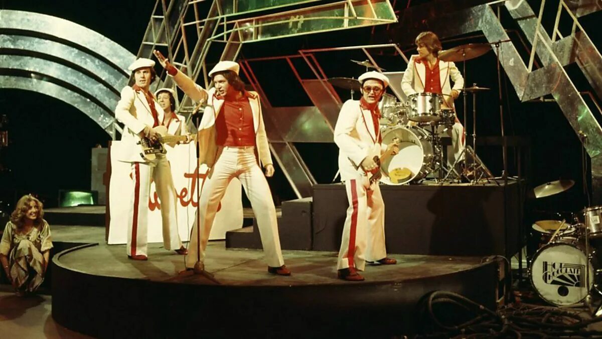 Sugar baby love. The best of the rubettes. The rubettes sugar baby love. Rubbets wear it's 'at1974 обложка альбома. The rubettes sugar baby love.