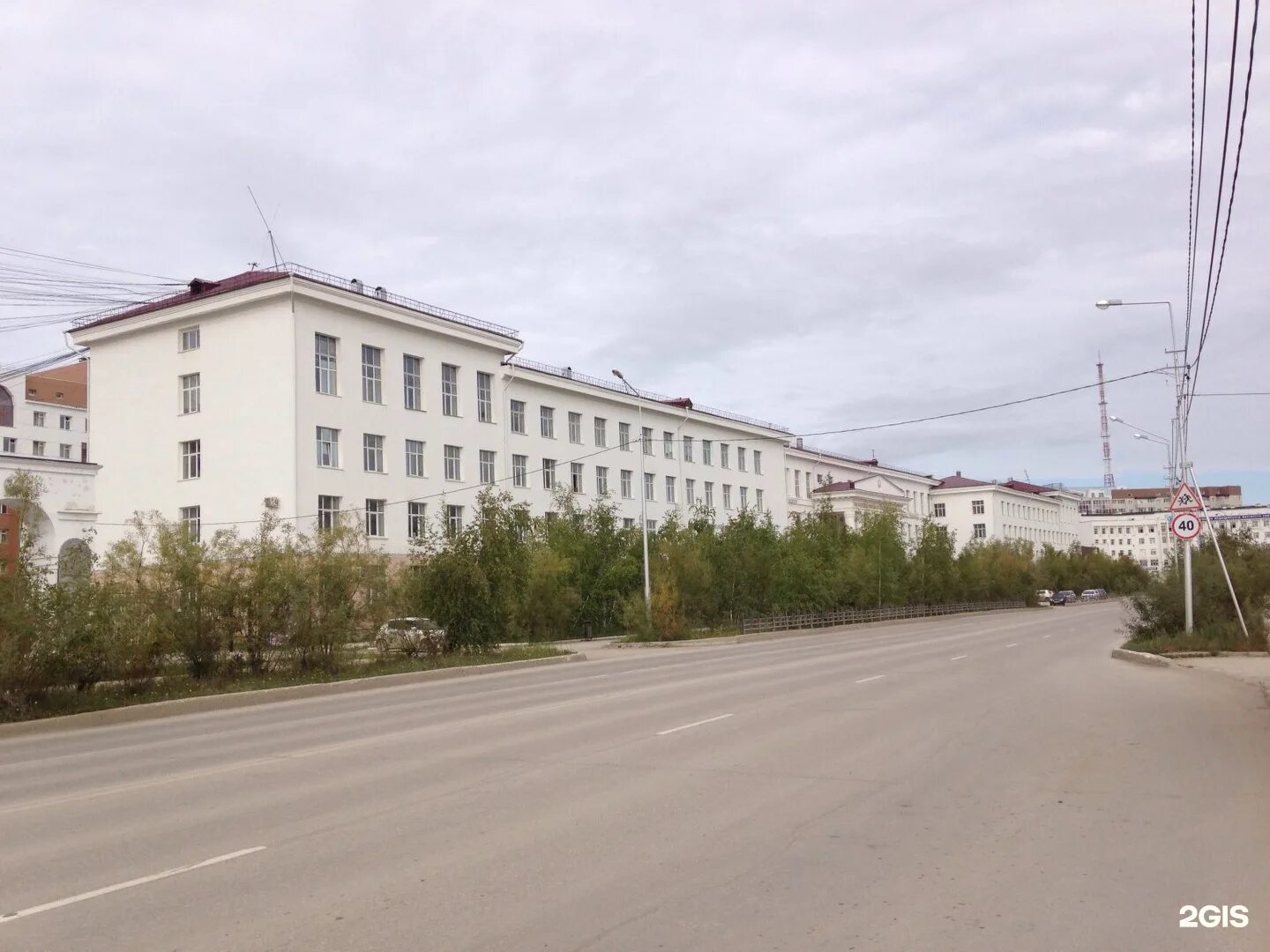Кулаковского 36. М. Аммосова 6 якутск. Тц якутск дом торговли. Якутск плаза якутск ресторан.