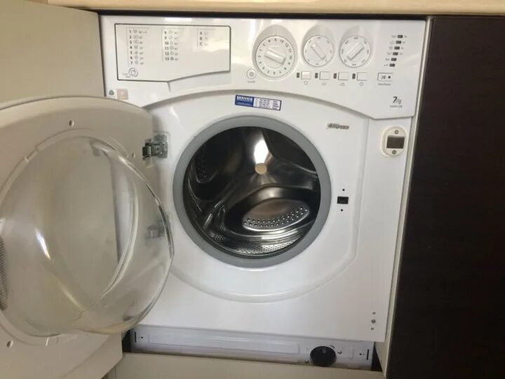 Hotpoint ariston nus 5015. Hotpoint-Ariston AWM 108. Стиральная машина хот Пойнт Аристон 7кг. Hotpoint Ariston AWM 129. Стиральная машина Ariston AWM 108.