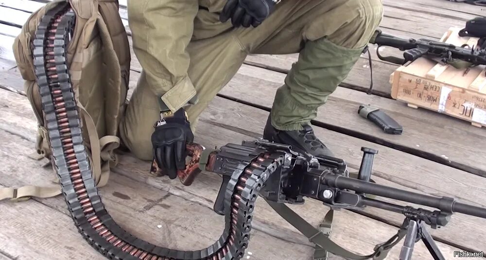 Система скорпион для пкм. Пулемет скорпион. Пулемет скорпион. Спецназ с пулеметом. Пулемет скорпион.