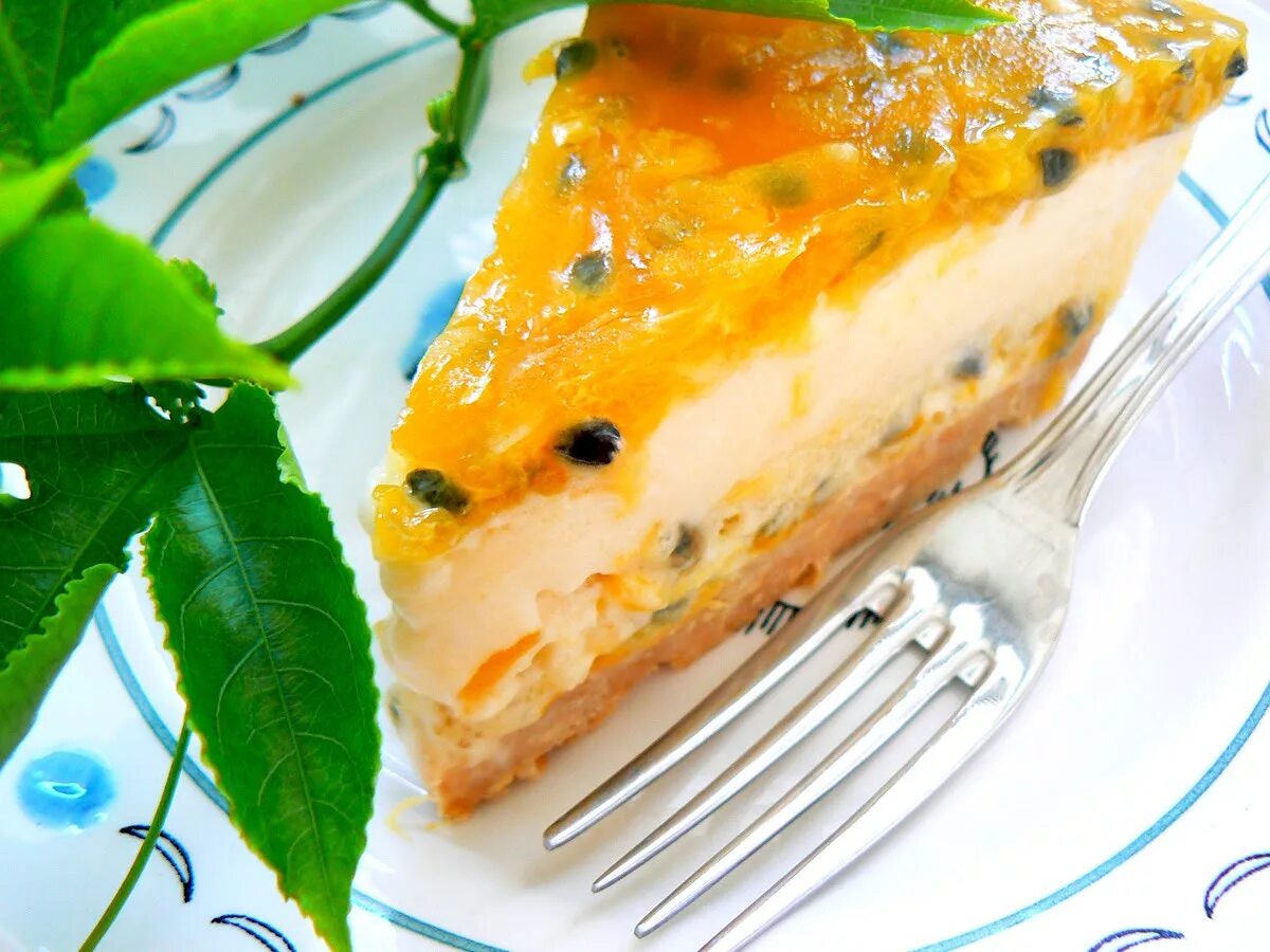 Крем маракуйя. Блюда из маракуйи. маракуйя в кулинарии. торт диетический маракуйя. кули из маракуйи.