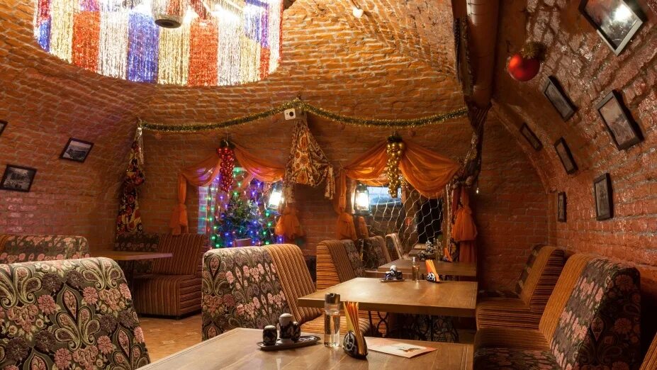 отдельный зал на 15 человек. вип зал в ресторане на 15 человек. отдельный зал на 15 человек. отдельный зал на 15 человек. мск lounge кальянная.