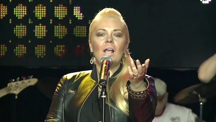 Наташа галич. Наташа Галич фото 2020. Галич Наташа я все жду. Песни Наташи Галич видео. Картинки к песне Наташа Галич я все жду тебя.