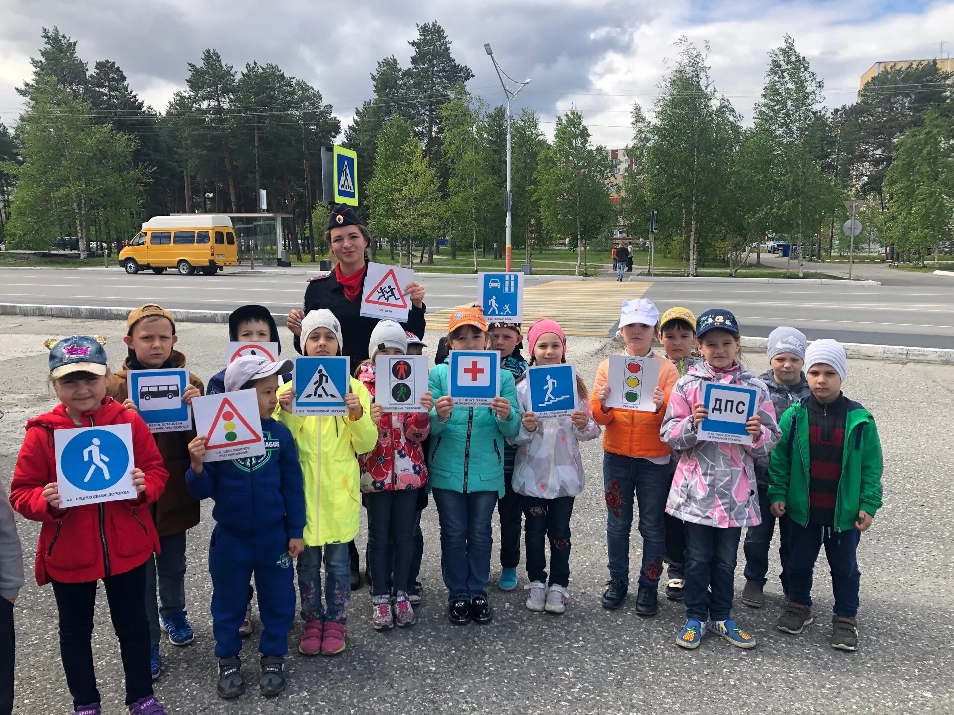 прямые выплаты фсс с 2021. пособия фонда социального страхования. вождь манси ханты. угут ханты. новьюхов.
