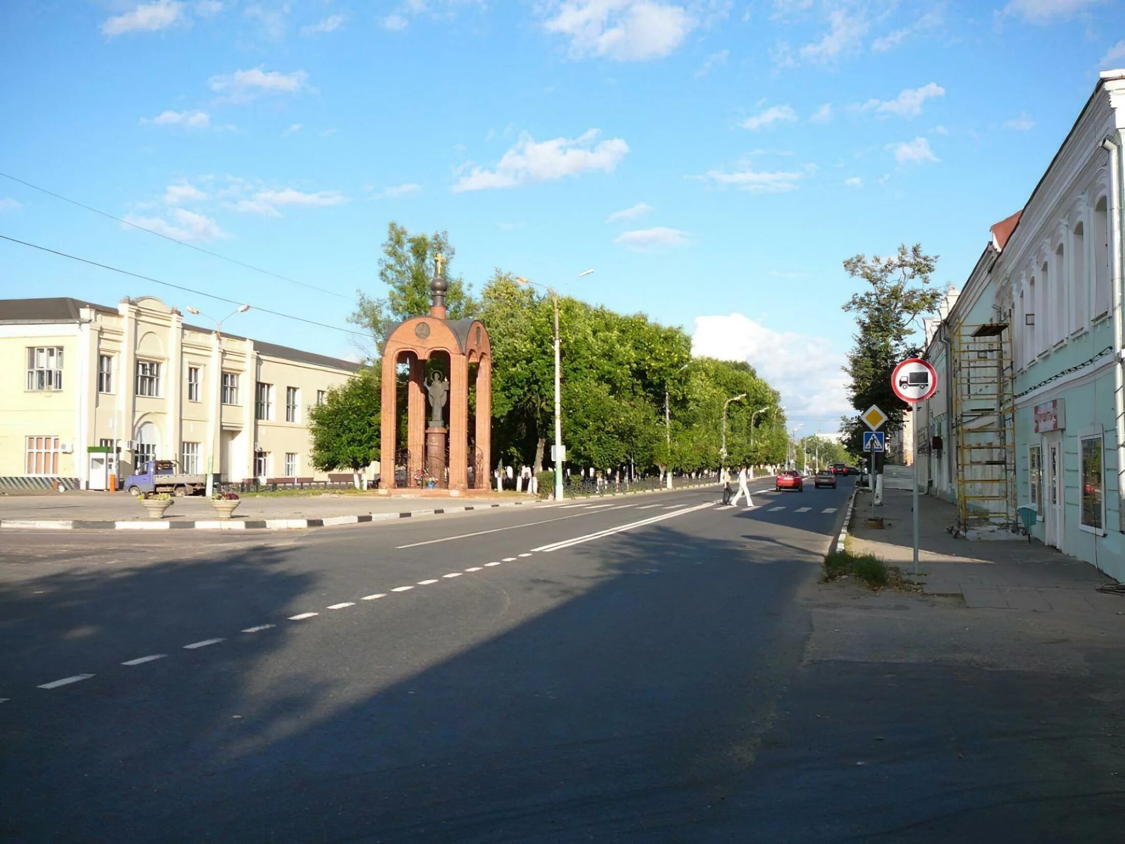 Можайский кремль можайск. Город можайск московская область улицы. Можайск центр города. Николо-можайская церковь. Город можайск московская область улицы.