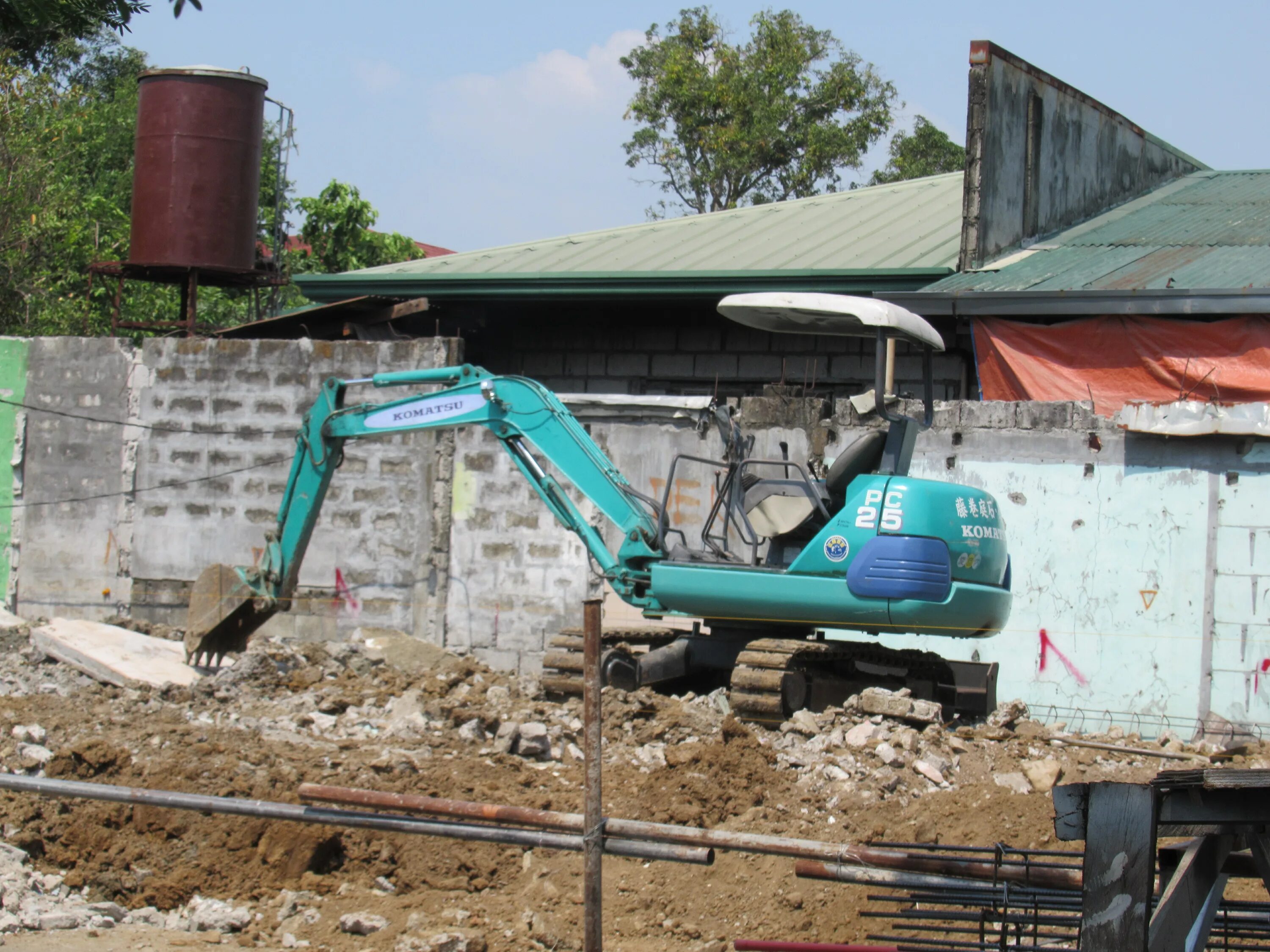 Komatsu pc25