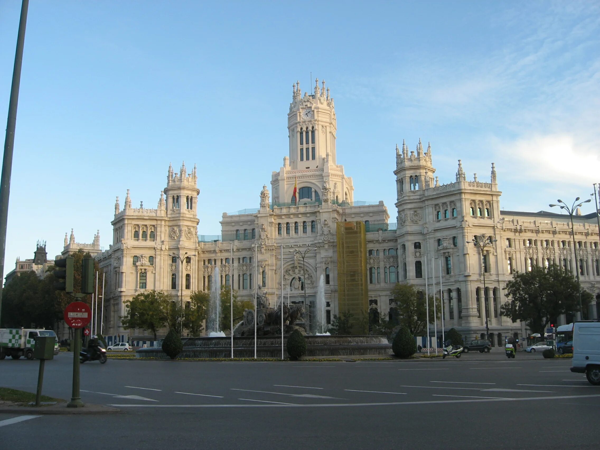 Spain university. Медицинский университет Мадрид. Университет Испании Мадрид. Испания, мадридский политехнический университет. Университет Кордова Испания.