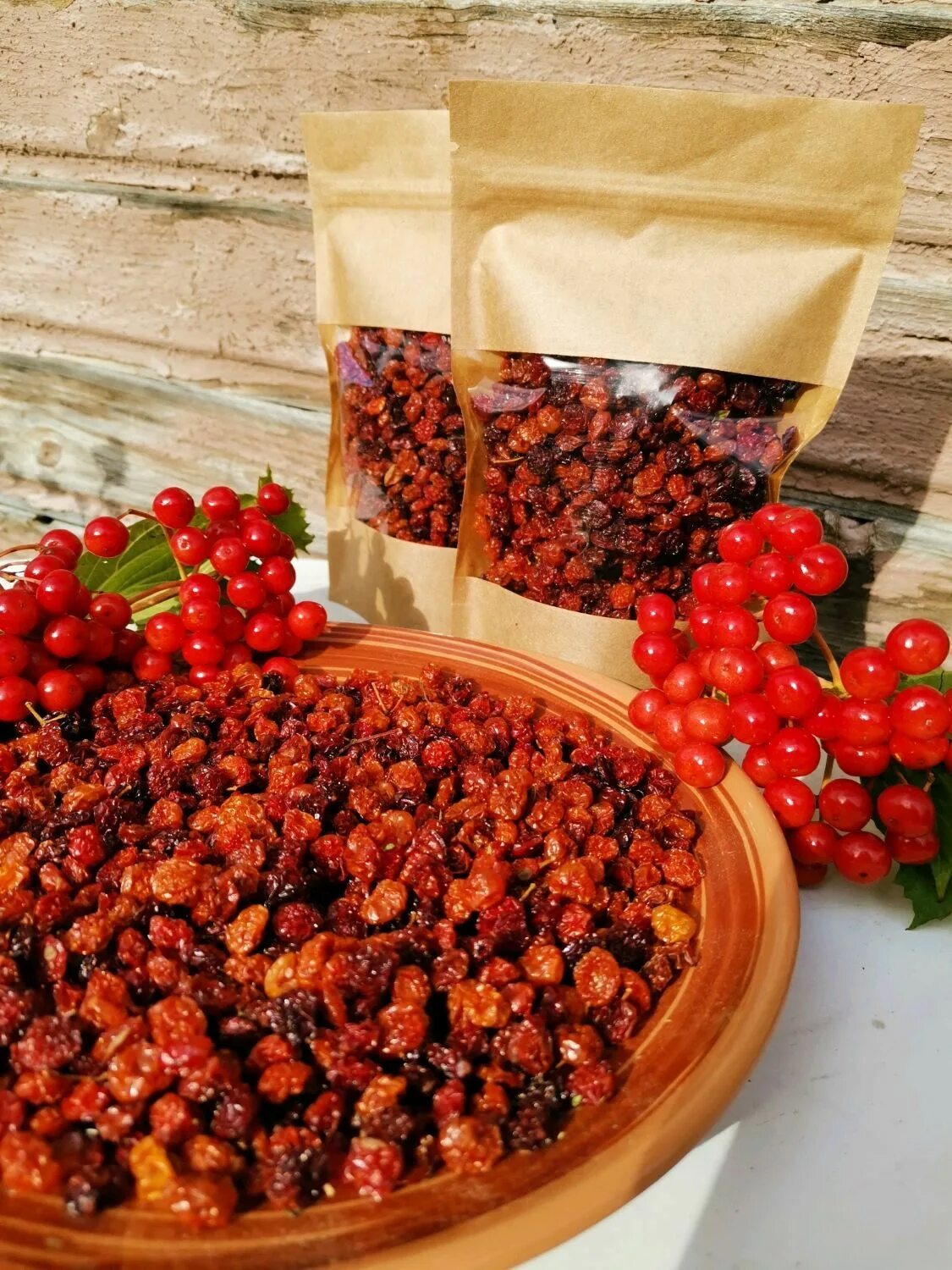 Сушеная калина. Калина сушеная. Плоды калины сушеные. Калина сушеная. Плоды калины сушеные.