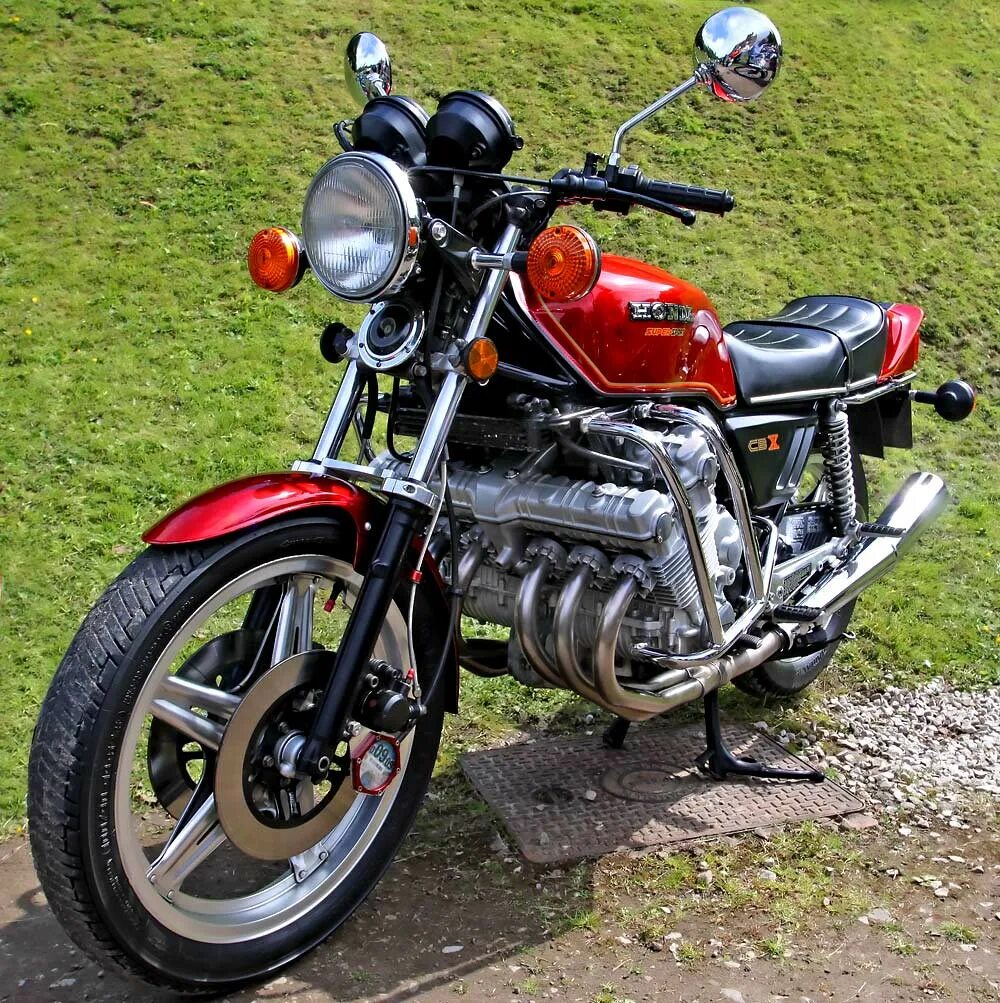 Файл:CBX 1000 arg.jpg - Википедия