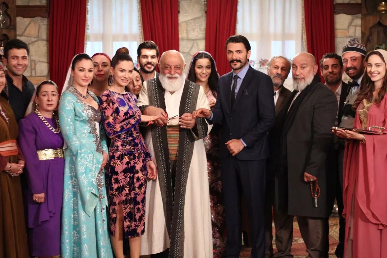 Yeni Gelin 2 Milyon Aboneye Özel - YouTube
