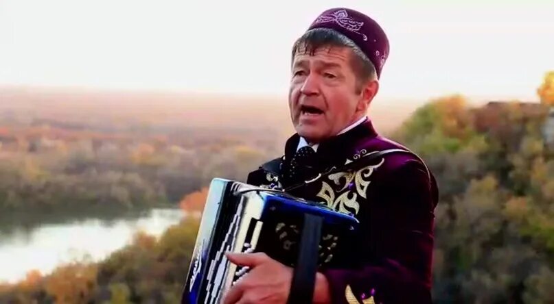Сборник татарских песен. Татарская жырлар песня. Новинки татарской музыки 2022. Салават фатхетдинов гастроли 2021. Фан валиахметов биография.