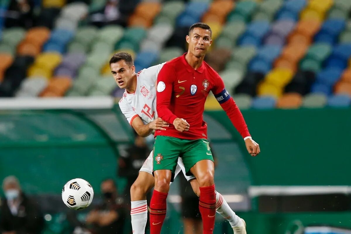 Португалия испания территории. 2014 год матч испания португалия. Испания и португалия отношения. Испания – португалия (3:3). Португалия испания 2018.