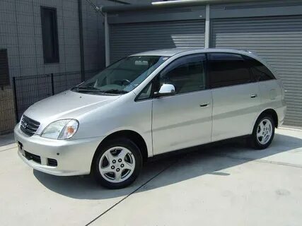 Toyota nadia