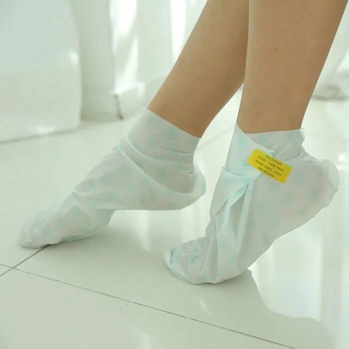 Косметические носки для ног. Корейские носки для ног. Носочки полиэтиленовые для ног.