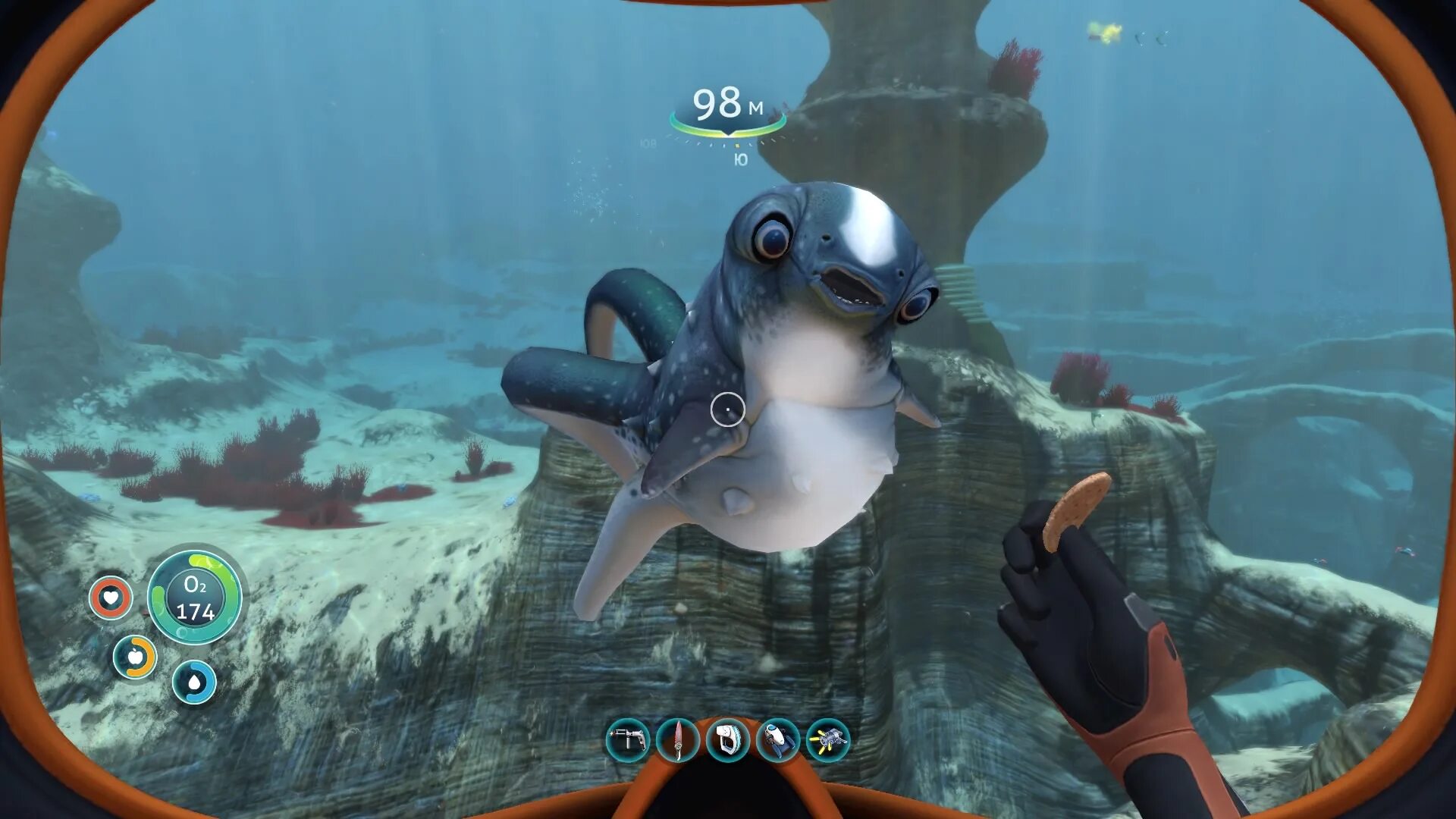 Полярная лиса subnautica. Полярный Лис Subnautica. Пурпурная скрижаль Subnautica. Скрижаль субнаутика.