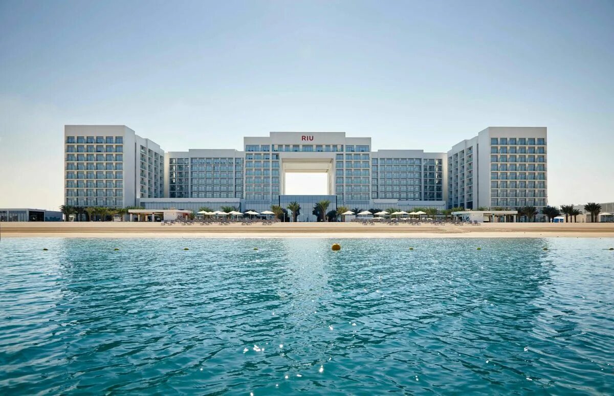 Отель Riu Dubai. Риу Дубай отель. Riu Dubai Beach Resort 4 ОАЭ Дубай. Риу отель Дубай Дейра. Погода в оаэ в апреле 2024
