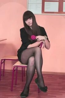 Одноклассница в колготках