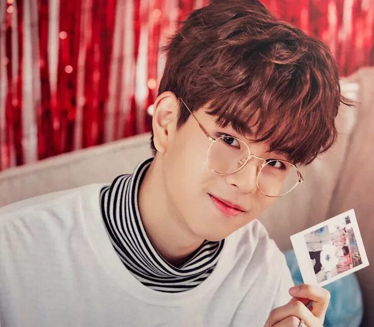 Сынмин из stray. Stray kids сынмин. сынмин stray kids 2025.