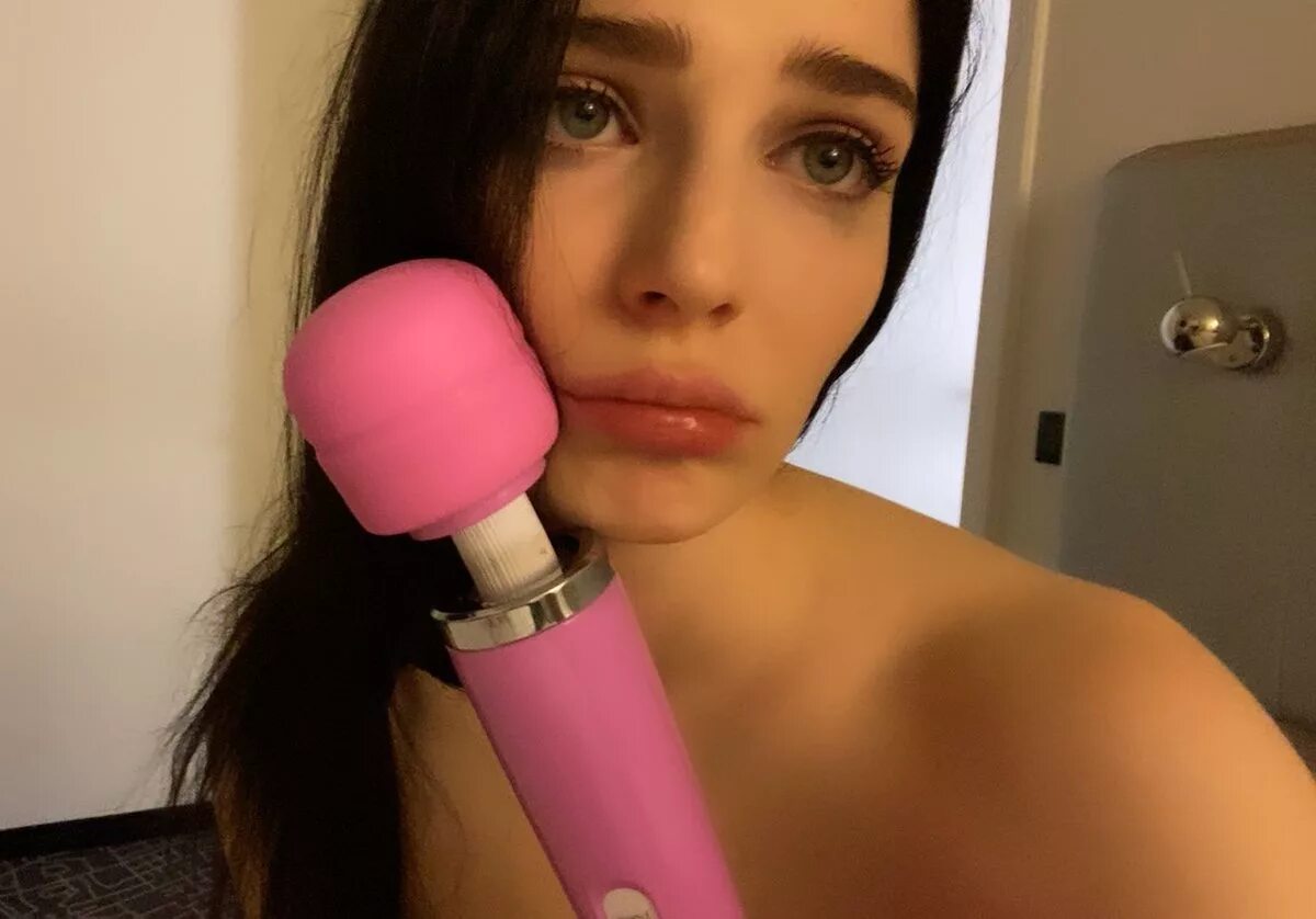 Mini diva stop scrolling instagram. Reislin mini diva. mini diva анна землянова. mini diva актриса.