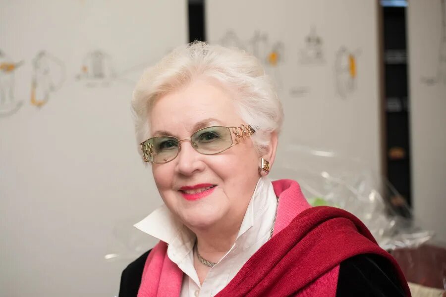 Шатилова диктор возраст. Анна шатилова телеведущая. Анна шатилова телеведущая. Анна шатилова диктор центрального телевидения гостелерадио ссср. Шатилова анна николаевна.