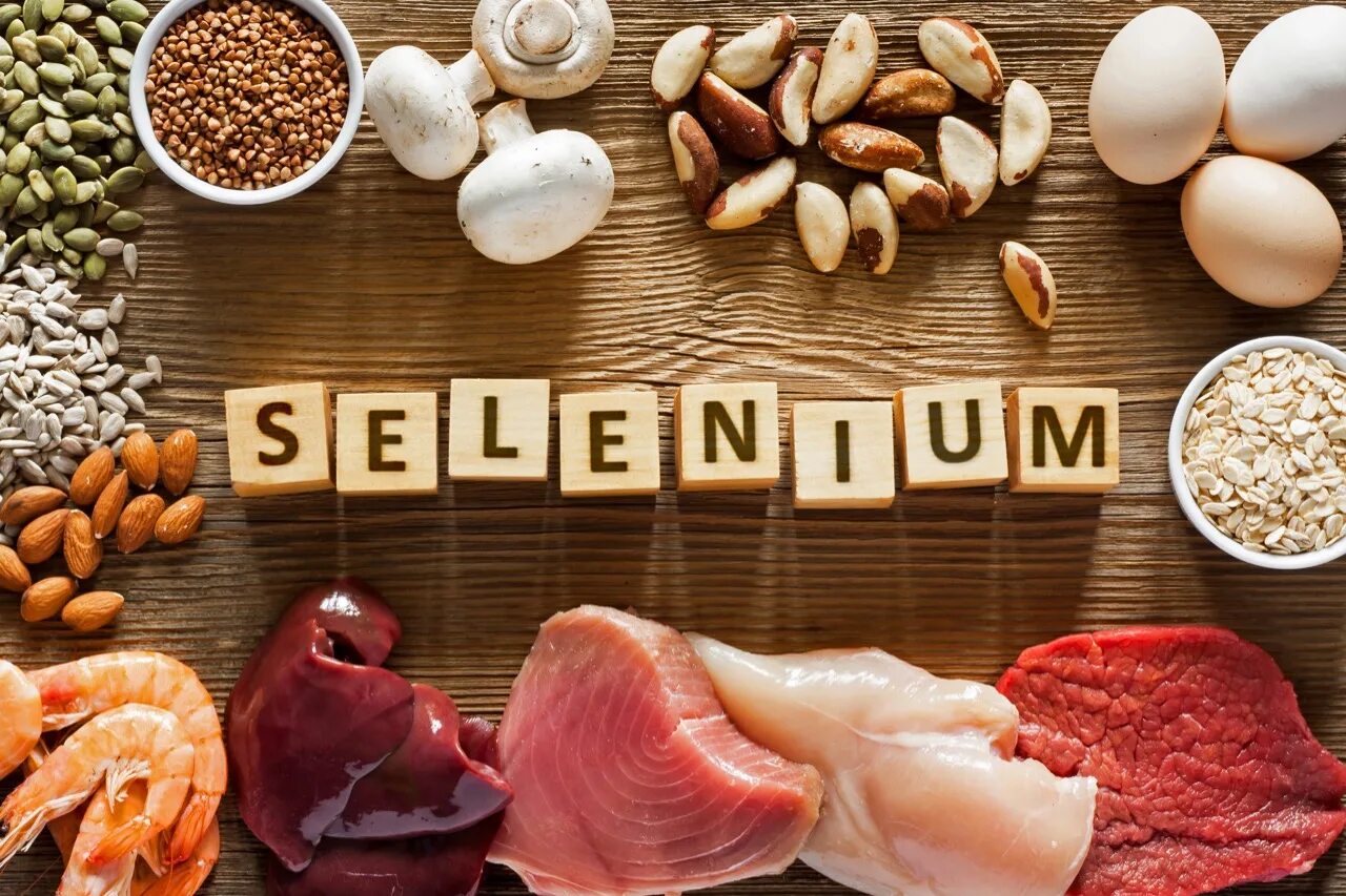 Селен википедия. Селен микроэлемент. селен в продуктах. продукты богатые селеном. селен в пищевых продуктах.