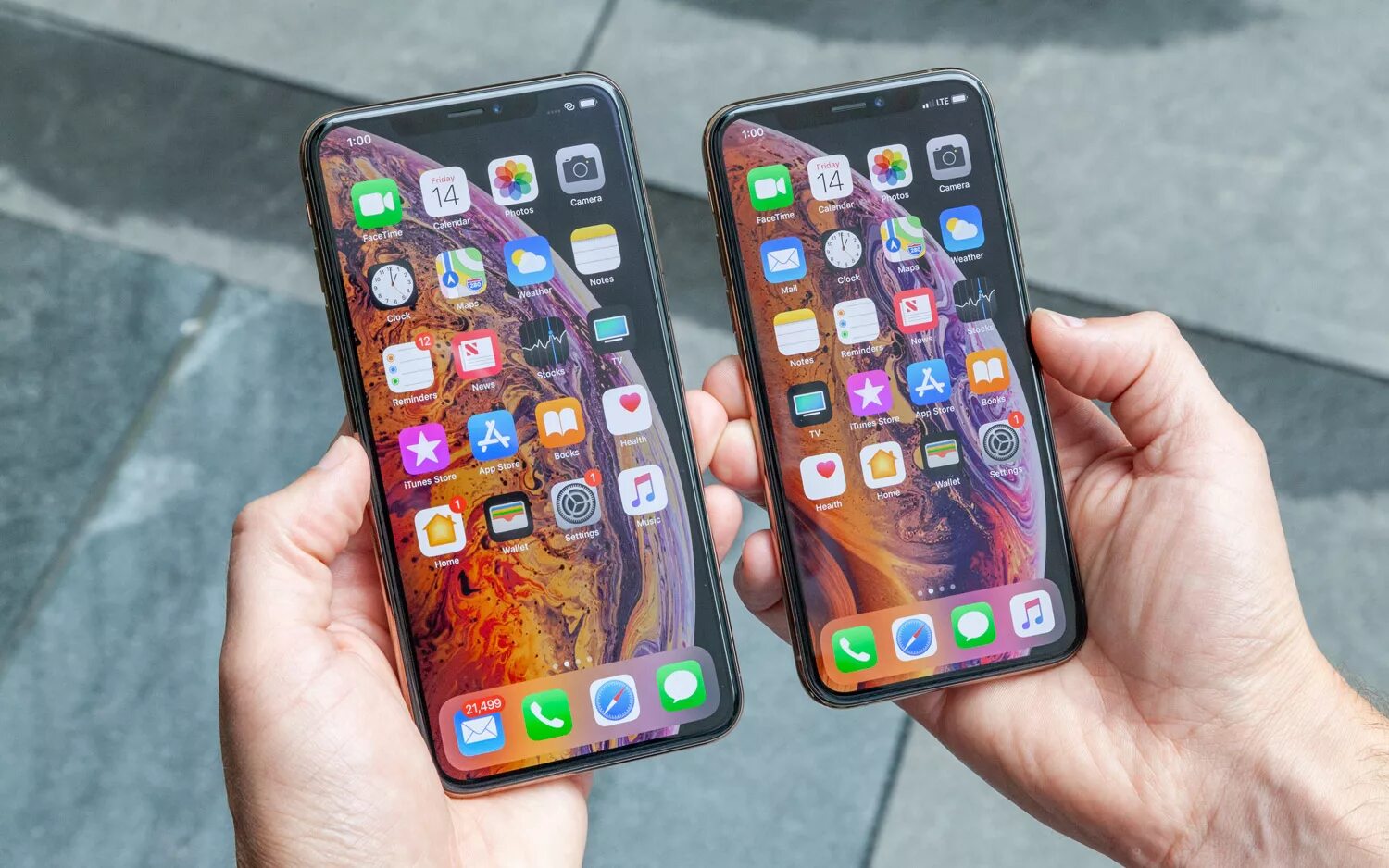 Айфон хс 11. Iphone XS Max. Iphone XS И XS Max. Айфон 10 s. Айфон 10 XS 64.