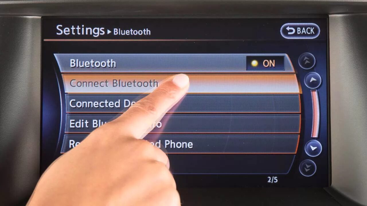 Как включить блютуз ниссан. Ниссан Патфайндер блютуз аудио. Подключение Bluetooth Nissan r52. Как подключить блютуз на Патфайндер. Ниссан Навара система блютуз.
