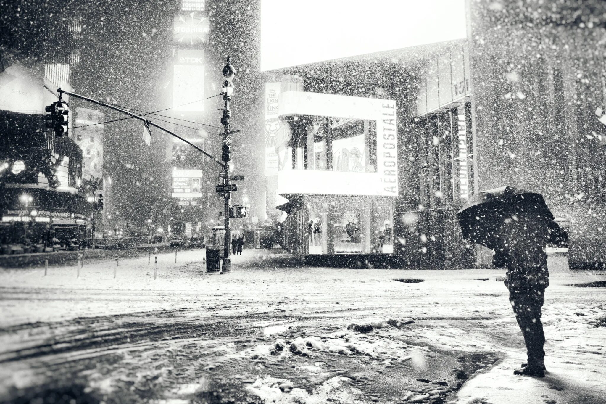 Снегопад в городе арт. Заснеженный Нью Йорк. Снежный Нью Йорк. Зимняя ночь. Падал снег наутилус
