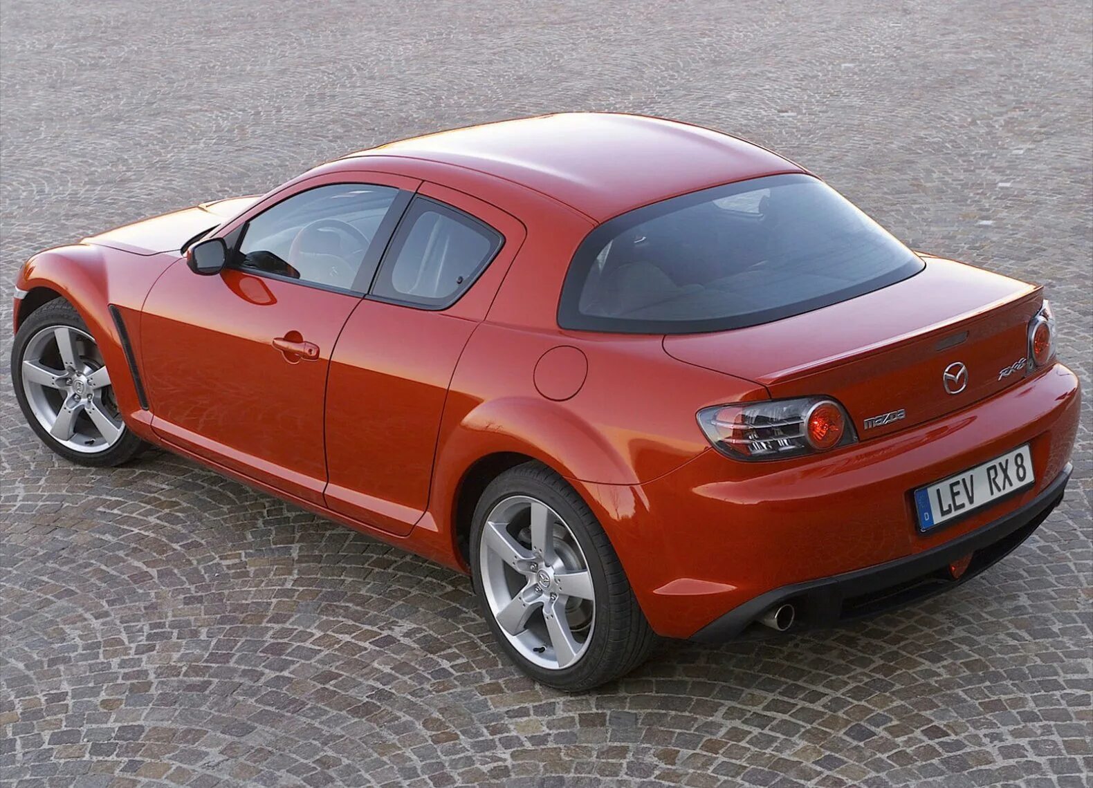 Тесты rx 8. Mazda RX 8 2003. Mazda rx8 купе. Mazda RX 6 2003. RX-8 2003.