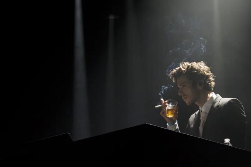Aleph gesaffelstein speed. Gesaffelstein музыкант. рост gesaffelstein. gesaffelstein музыкальный продюсер. gesaffelstein обои.