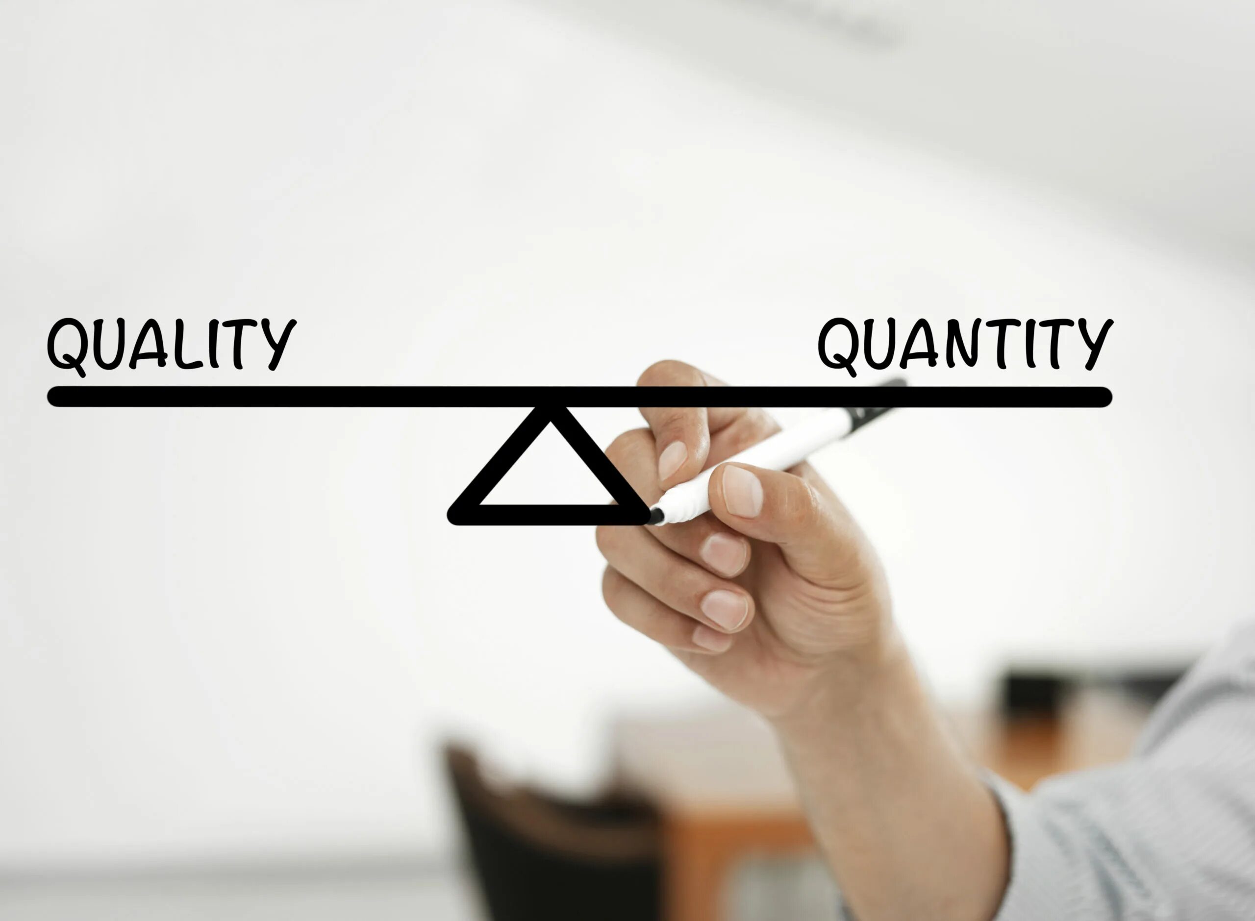 Quantity. Insecure quantity and not quality. Сравнение много мало. Quantity. Quality over quantity.