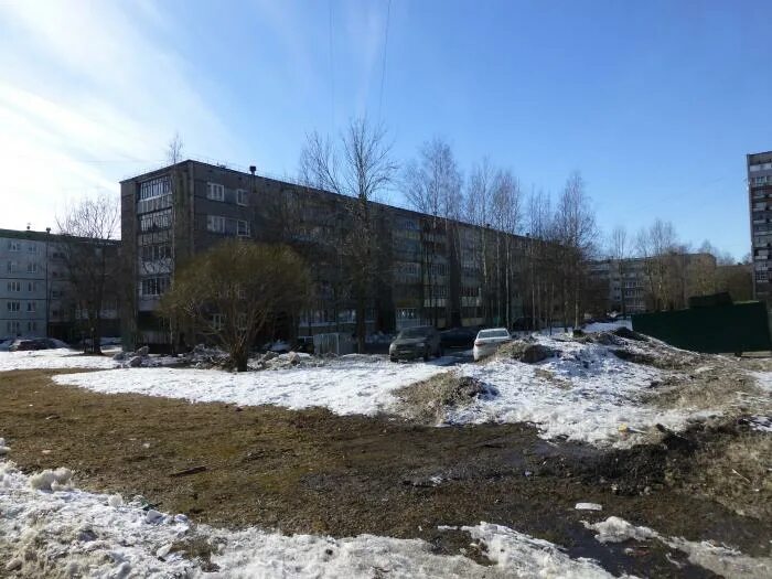 Металлургов, 32. Командарма белова 35 б череповец. Школа улица ленинградская череповец. Сталеваров. 32 школа череповец.