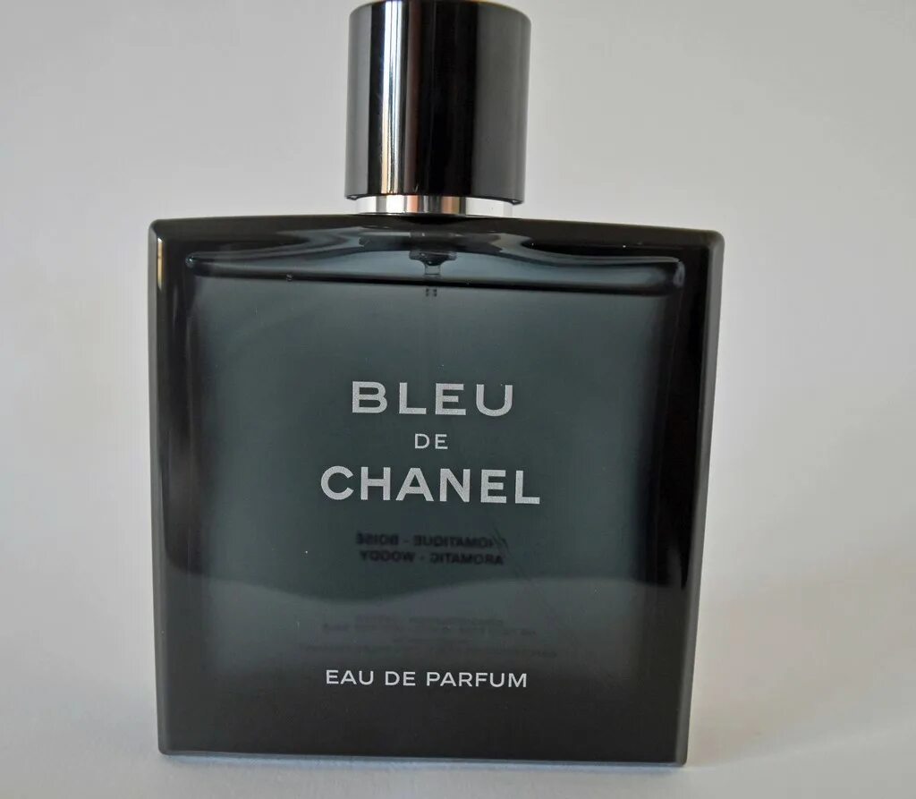 Chanel bleu de Chanel 10 мл. Chanel Black мужские духи. Парфюм мужской Chanel 2007. Blue de Chanel духи мужские l homme. Chanel bleu de chanel отзывы