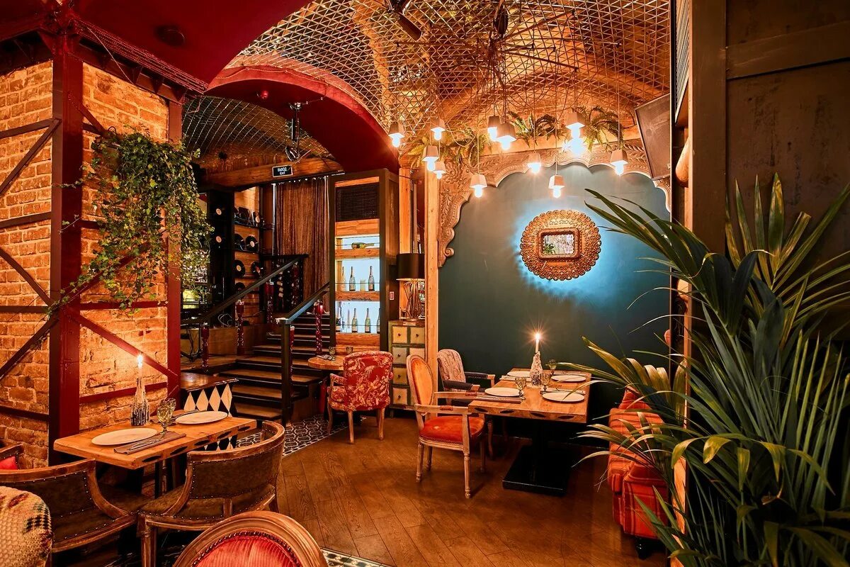 Оригинальные недорогие кафе. Ресторан москоу пенза. Ресторан бодега москва. Ресторан бодега никитская. Ресторан малая бронная fish.