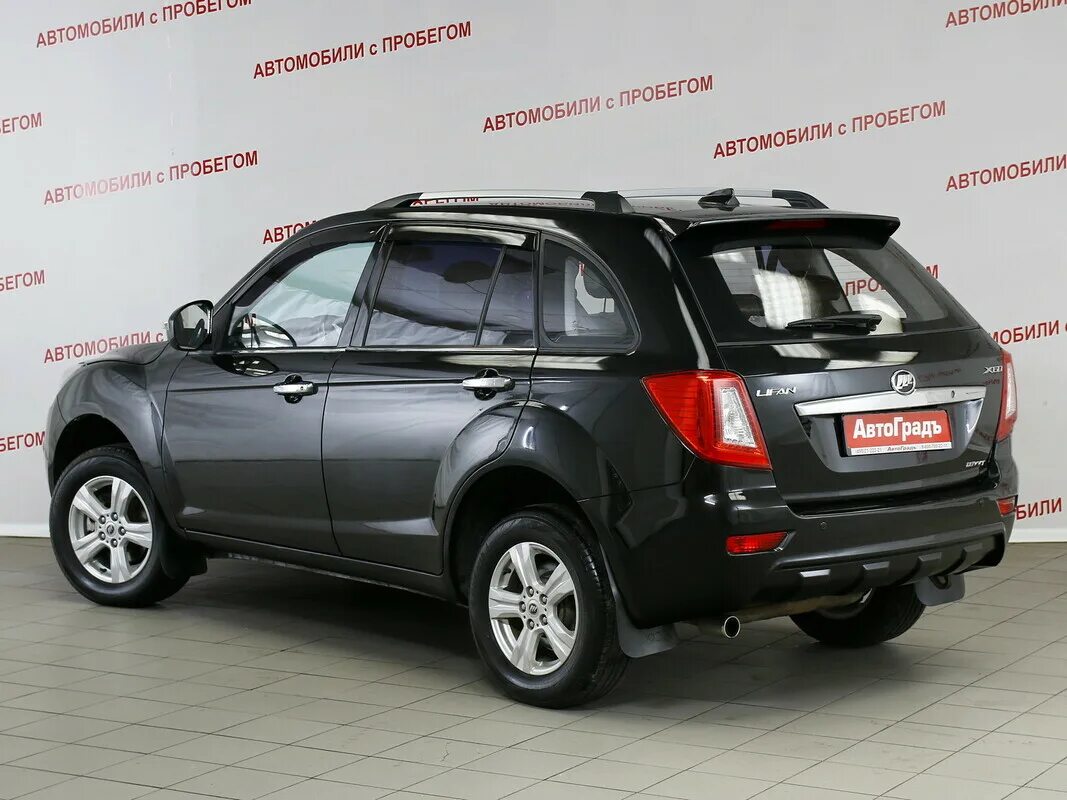 Lifan x60 2014 год черный. Лифан х60 2014г. Линейка а/м Лифан х60. Лифан х60 крыша.