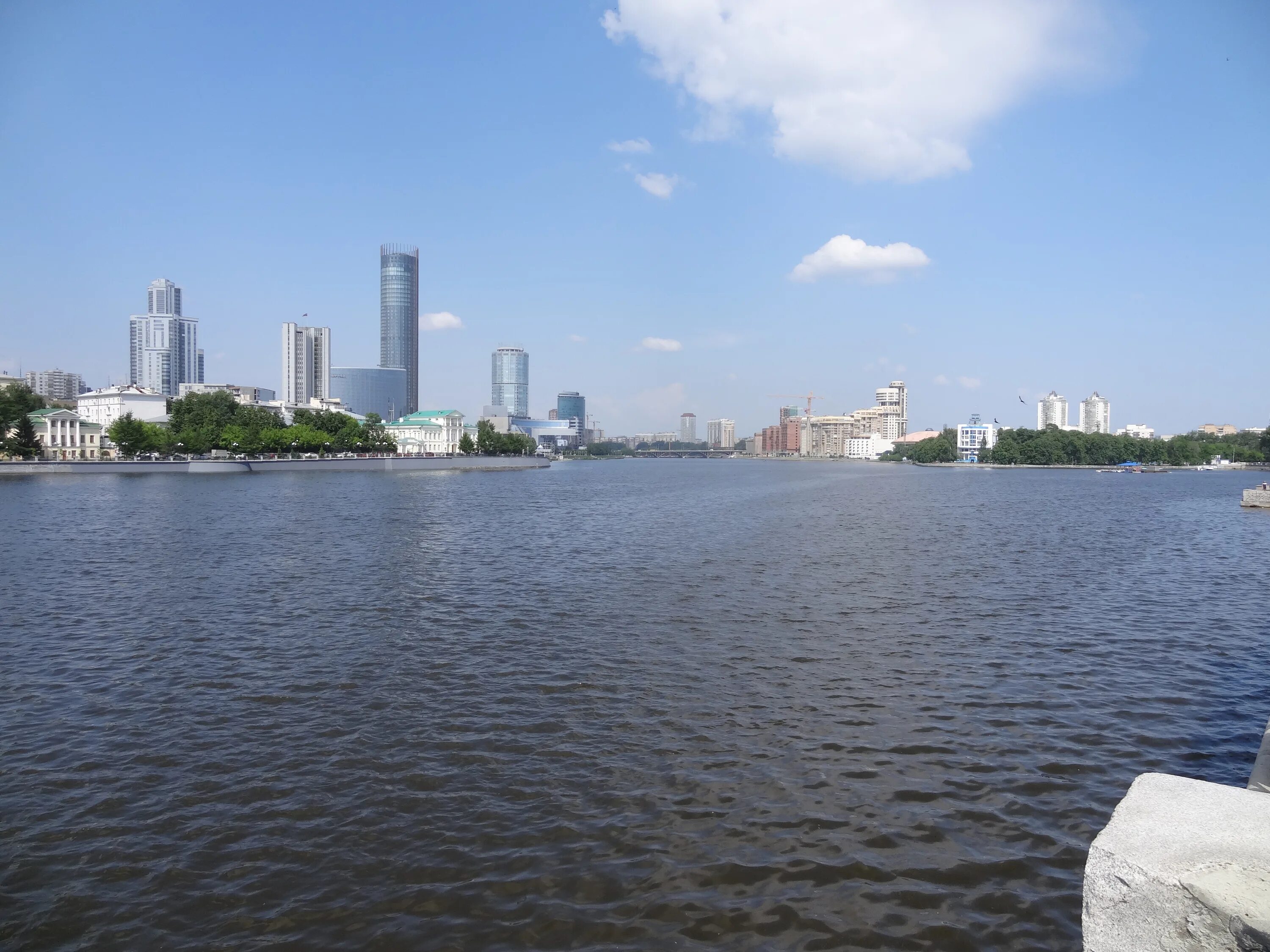Екатеринбург: Водоемы Екатеринбург: просмотреть Водоемы (4) - Tripadvisor