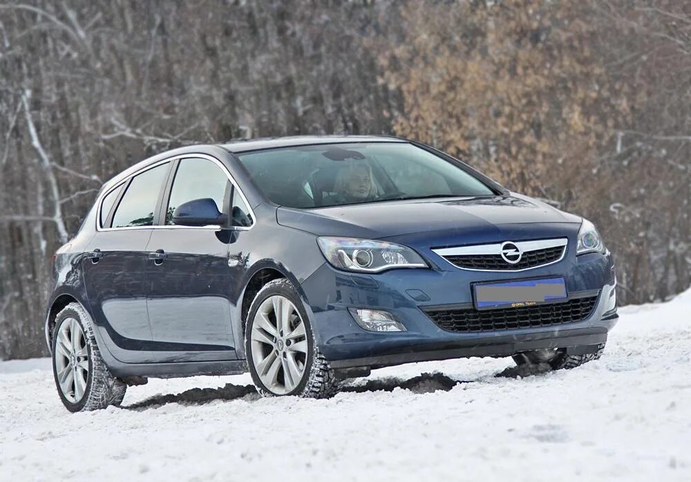 Опель кома. Опель кома. Opel karl 2015. Опель владеет. Опель кома.