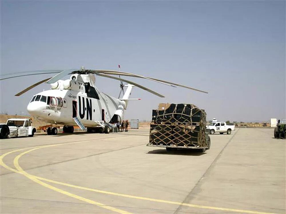 Самый 26. Сикорский вертолет самый большой. Самый большой вертолёт в мире ми 28. Ми-26 Роствертол. Самый большой вертолёт в мире ми 26.