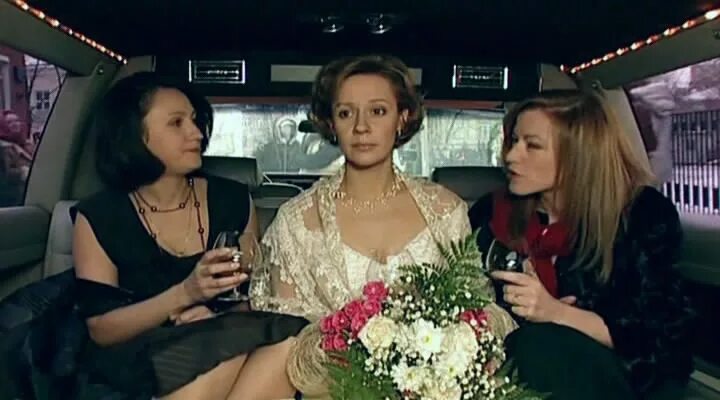 Три иначе. Три полуграции 2006. алёна хмельницкая три полуграции. евгения дмитриева три полуграции. дарья дроздовская три полуграции.