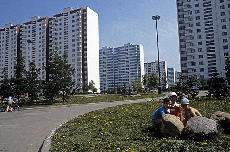 Олимпийская деревня сайт. Олимпийская деревня Тропарево. Олимпийская деревня 80 сейчас. Тропарёво-Никулино район Москвы Олимпийская деревня. Олимпийская деревня в 80 годы.