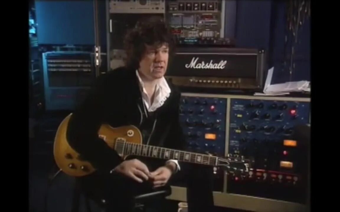 Одиночка гарри мур. One day gary moore фото. Gary moore one day. One day gary moore фото. Гэри мур группа.