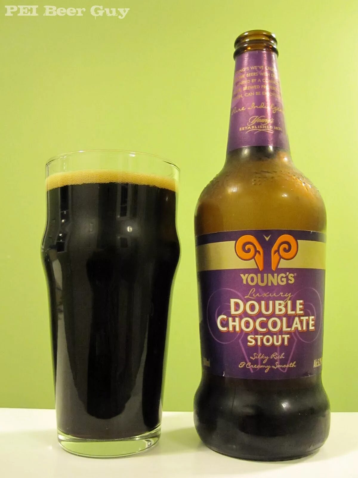 Волковская пивоварня стаут шоколад. Стаут - "double chocolate stout". Янгс шоколадный стаут. Дабл чоколат стаут. Двойной шоколадный стаут.