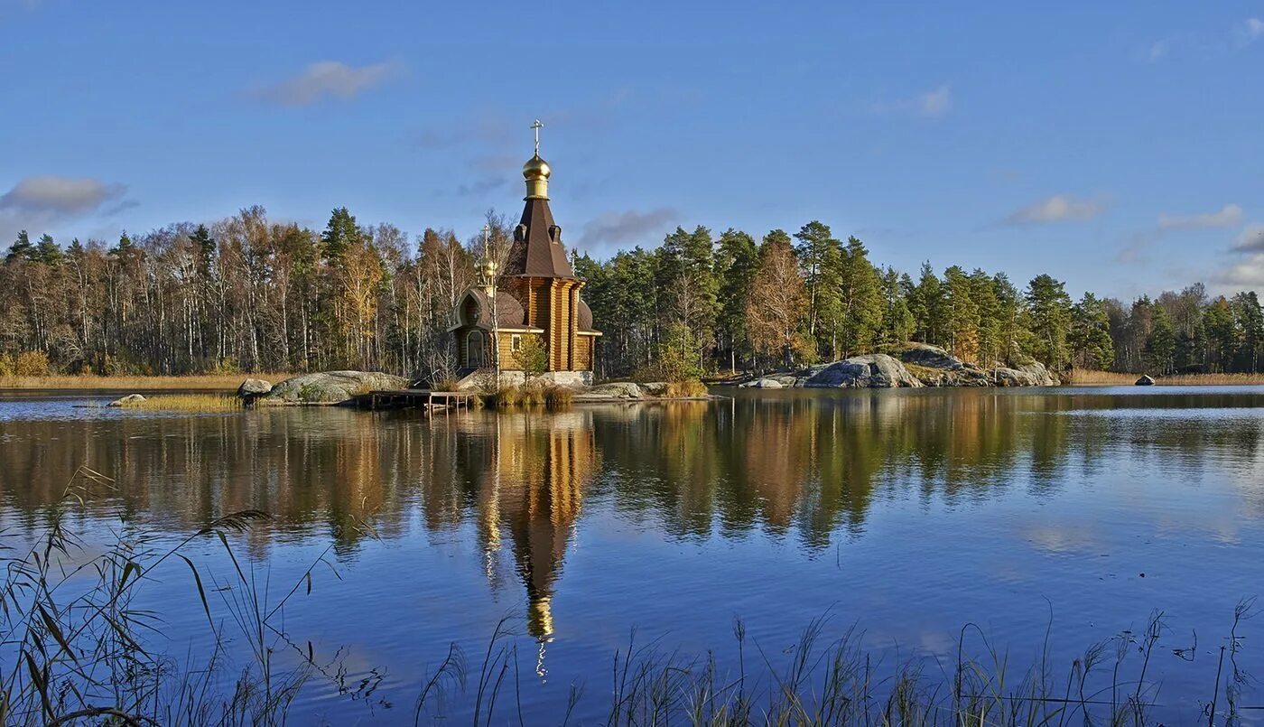 Река вуокса ленинградской. Озеро вуокса ленинградская. Вуокса приозерск. Церковь карелия река вуокса. Река вуокса.