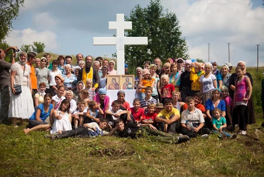 Приход больший. Село Бедеева Поляна, Благовещенский район, Республика Башкортостан. Бедеева Поляна Благовещенский район. Школа с Бедеева Поляна Благовещенский район. Церковь Бедеева Поляна.