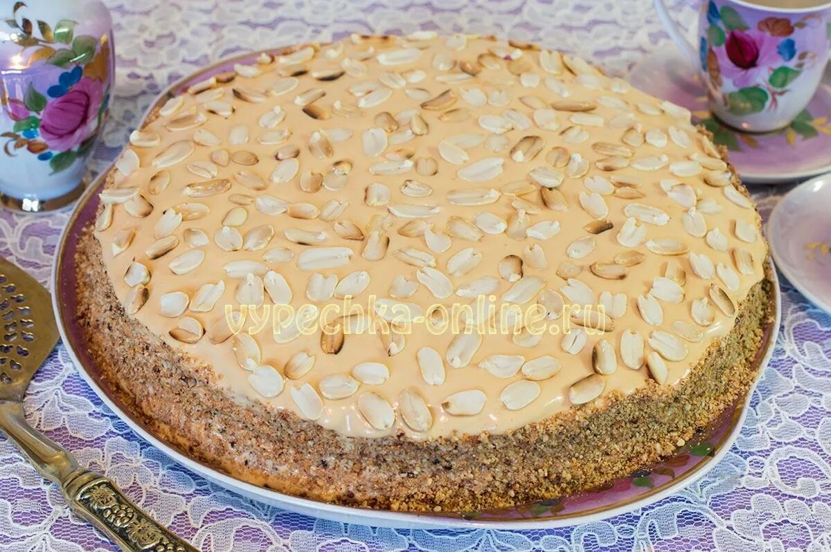 Вафельный торт из готовых коржей. Тортик с ананасами консервированными. Торт со сгущенкой и ананасами. Торт "пина колада". Торт со сгущенкой и ананасами.