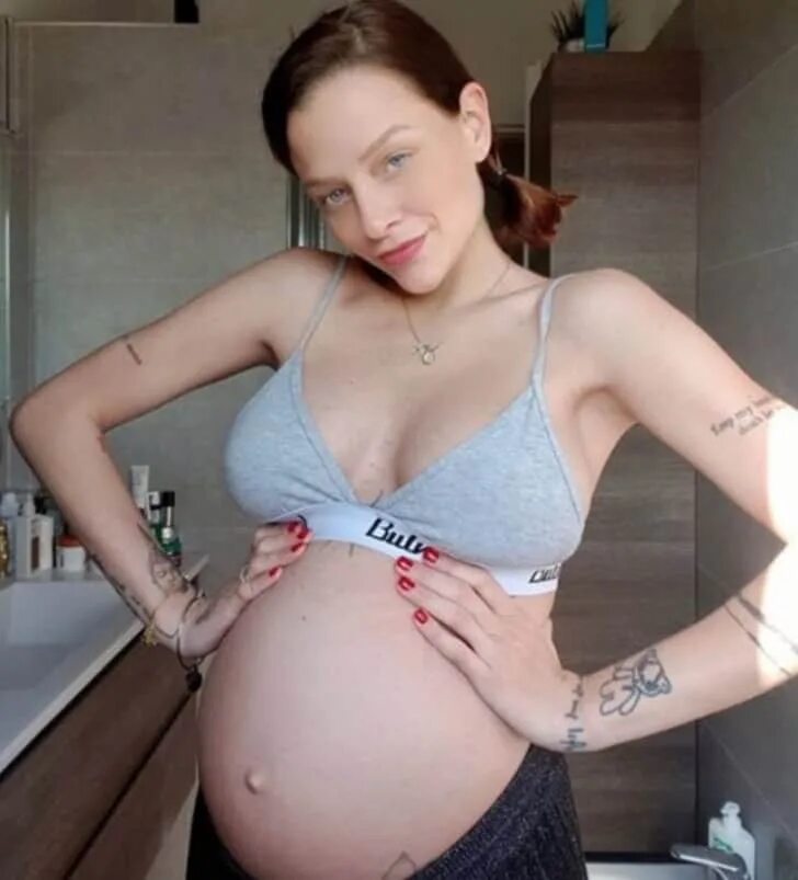 Tammy hembrow с мужем. Инстасамка беременна. Мамабоди накладной живот. Инстасамка беременна. Instasamka tiktok.